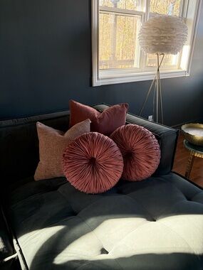 Decorative Throw Pillows in Dusty Rose